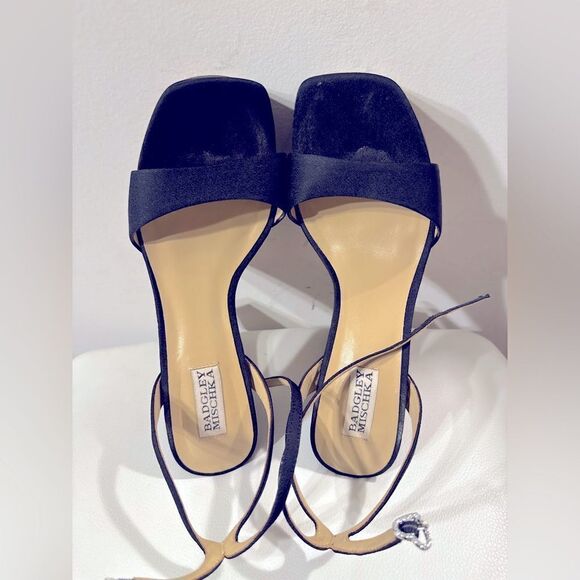 Badgley Mischka® Caia Platform Sandal - Picture 5 of 6